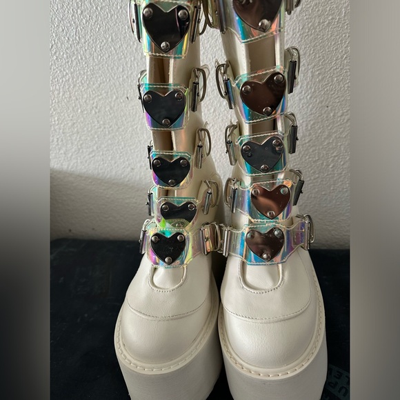 Demonia dolls kills white 5 strap platform boots size 8 - Picture 4 of 7